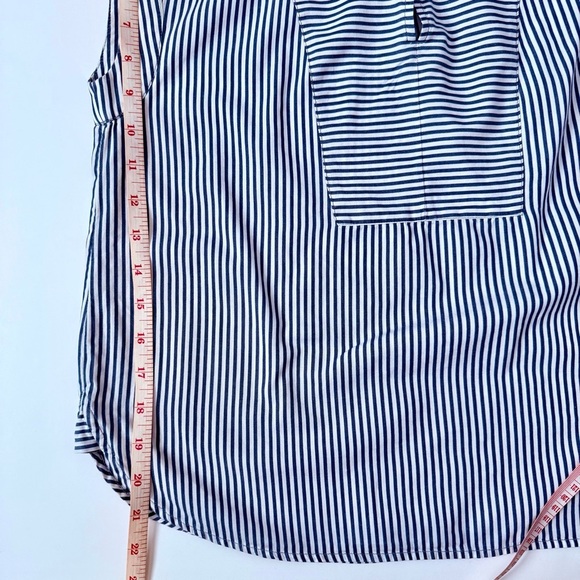 J.Crew Striped Cotton Popover Top Blue White MP Petite Summer VGUC - Picture 7 of 8